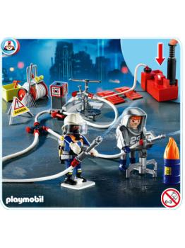 4825 Bombeiros com Bomba de Água