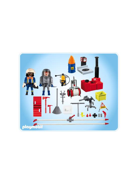 4825 Bombeiros com Bomba de Água