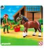 5108 Shire com estábulo vermelho e cinza PLAYMOBIL