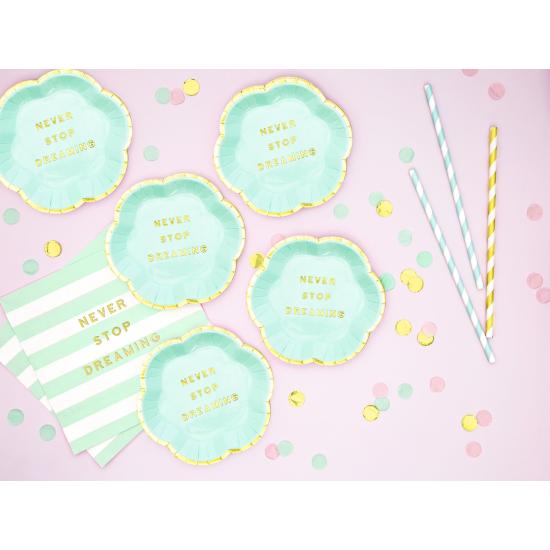 6 platos verde menta pastel con borde dorado "Never stop dreaming" de papel (13 cm) - Yummy 6 platos verde menta pastel con borde dorado "Never stop dreaming" de papel (13 cm) - Yummy