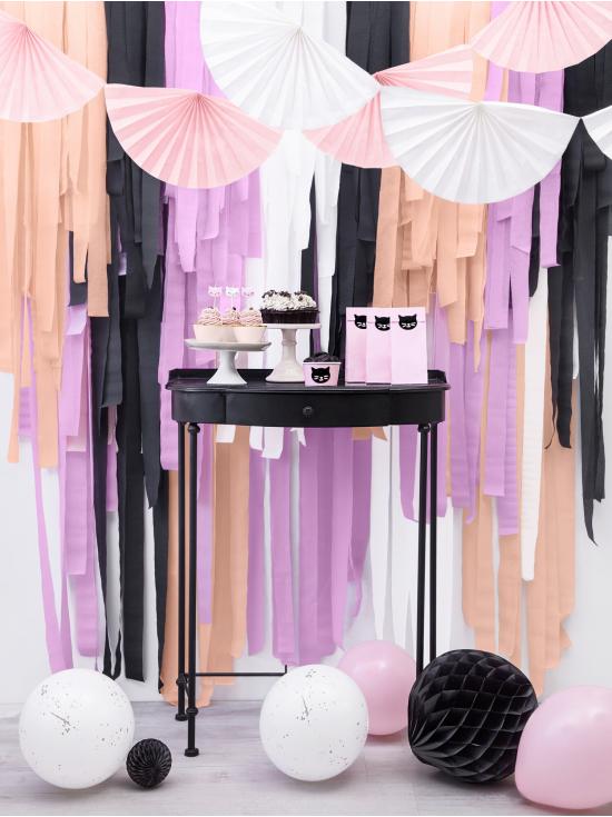 Guirnalda de abanicos grandes de papel decorativos rosa pálido