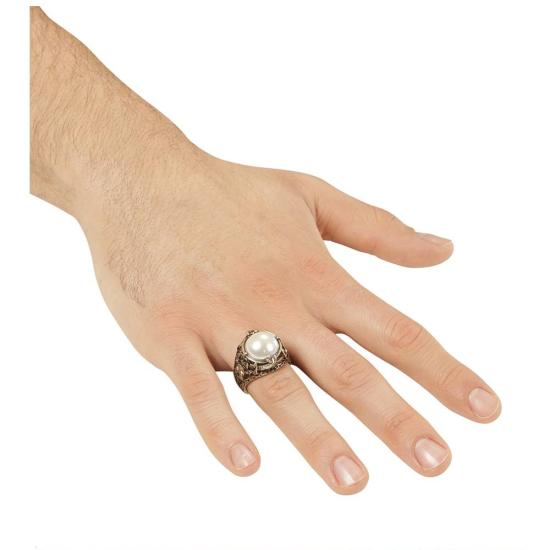 Anel em Ouro com Pérola Branca.