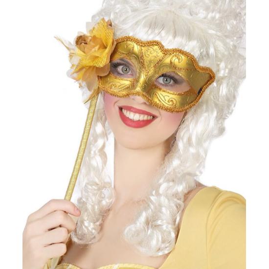 Máscara com bastão de cortesã