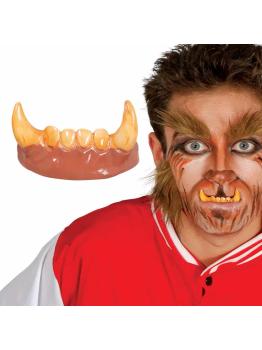 Lobisomem com presas de dentes