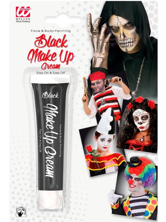 Maquiagem com creme facial preto