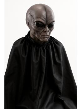 máscara alienígena de látex com aba de papelão