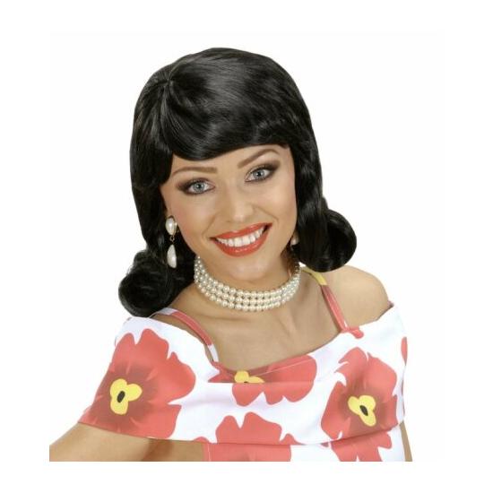 Peruca preta dos anos 50. Peruca preta dos anos 50.