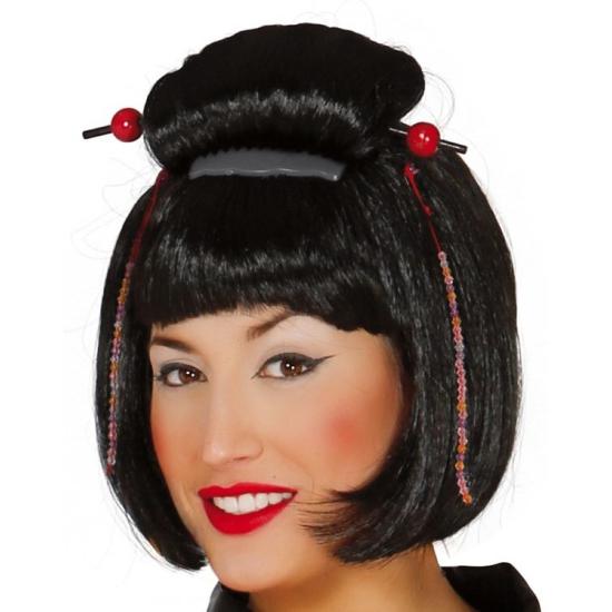 Peruca japonesa com enfeites Peruca japonesa com enfeites