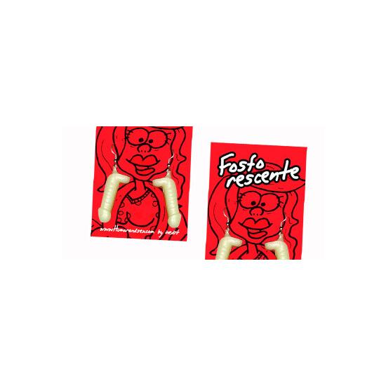 Brincos de pênis fosforescentes