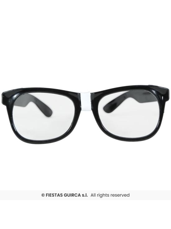 Conjunto de acessórios Nerd com óculos, gravata borboleta e suspensórios