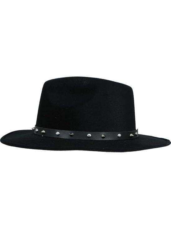 Chapéu de feltro preto com rebites